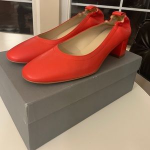 EVERLANE “The Day” Block Heel - Bright Red